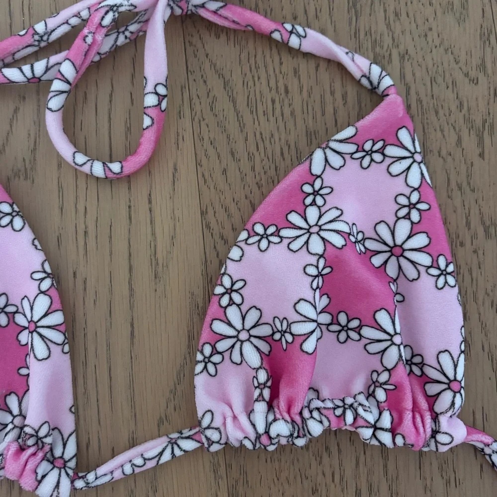 Frankie’s Bikinis Tia Terry Triangle Bikini Top Pink Daisy